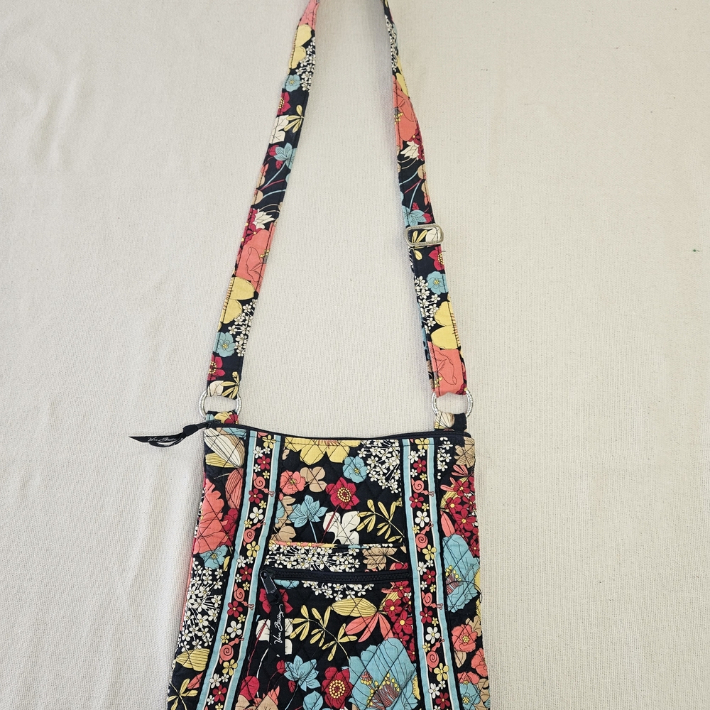 Vera Bradley Purse, Quilted Adjustable Crossbody Bag. Bright Floral. *Read Desc.